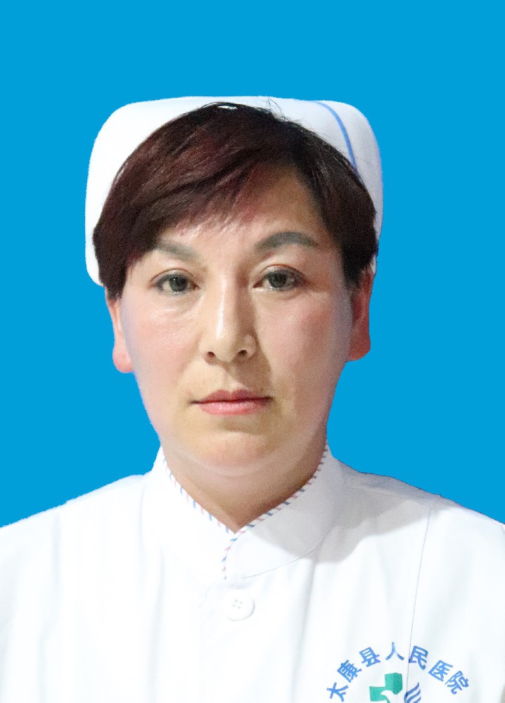 张小蕾  全科医学科护士长  副主任护师